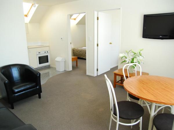 Rosewood Court Motel : photo 2 de la chambre appartement 2 chambres