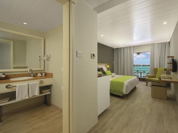 Mauricia Beachcomber Resort & Spa : photo 3 de la chambre chambre standard côté plage