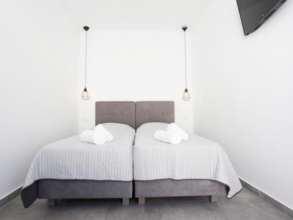 Morfoula's Studios : photo 4 de la chambre chambre double