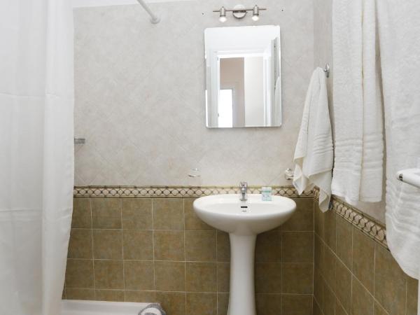 Morfoula's Studios : photo 4 de la chambre chambre double ou lits jumeaux