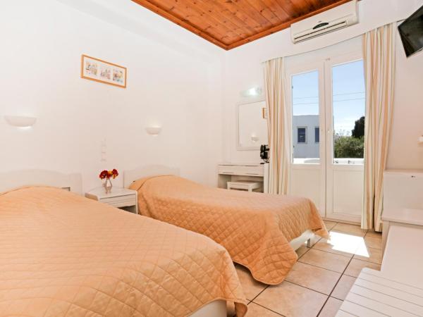 Morfoula's Studios : photo 1 de la chambre chambre double ou lits jumeaux