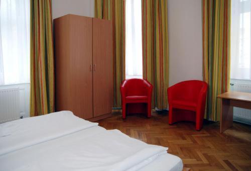 Suite Hotel 200m zum Prater : photo 8 de la chambre suite standard pour 3 personnes
