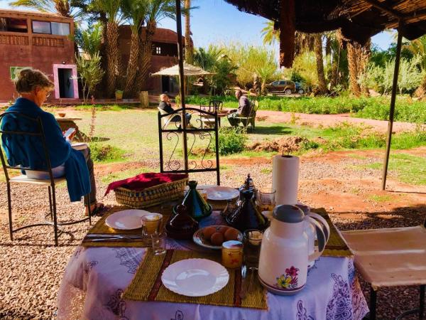 Bivouac Lot Of Stars : photo 4 de la chambre chambre familiale avec salle de bains privative