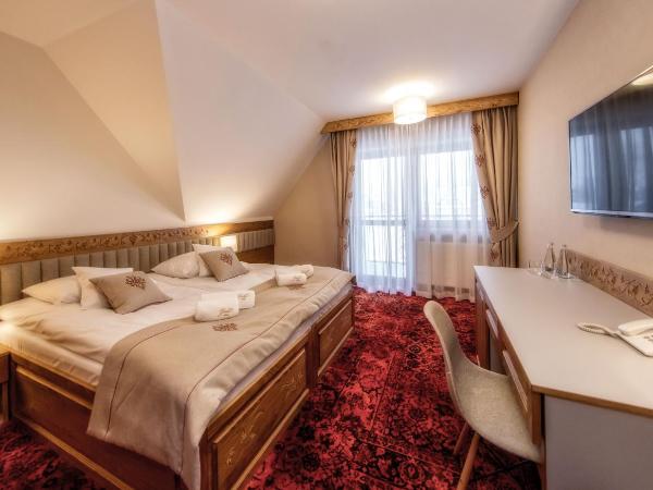 Gold Hotel : photo 4 de la chambre chambre double standard avec balcon 