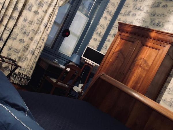 Chambres d'Hôtes Les Foulons : photo 1 de la chambre chambre simple