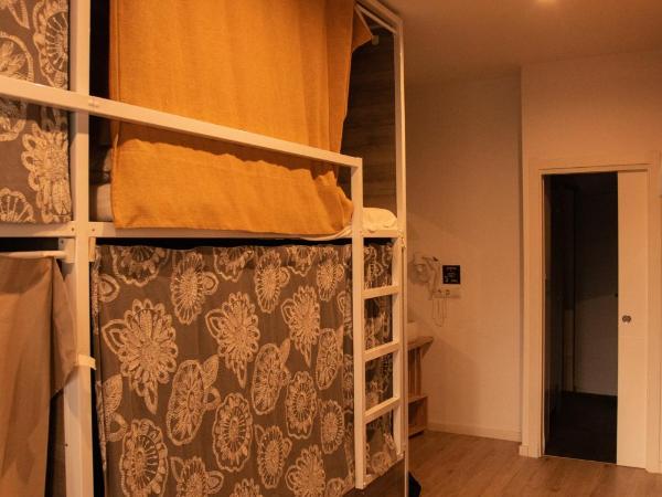 Cantagua Hostel : photo 3 de la chambre lit dans dortoir mixte de 8 lits 