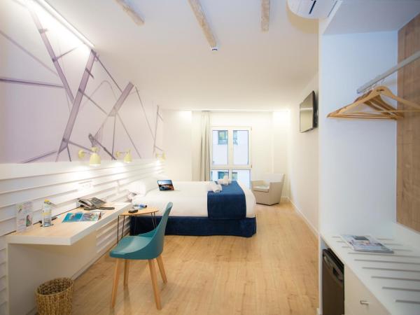 Casual de las Olas San Sebastián : photo 8 de la chambre chambre double standard