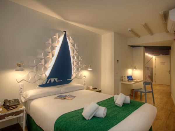 Casual de las Olas San Sebastián : photo 6 de la chambre chambre double standard