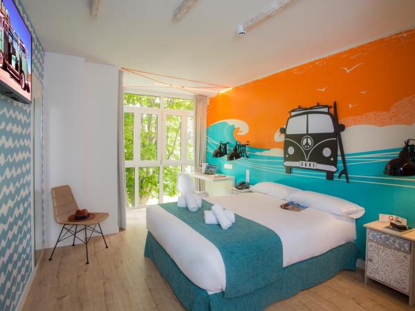 Casual de las Olas San Sebastián : photo 1 de la chambre chambre double standard