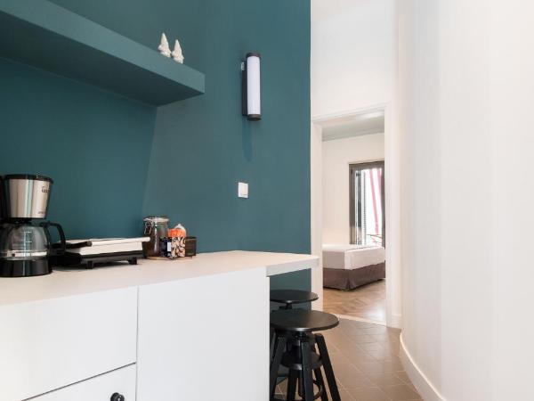 K8 Athens : photo 6 de la chambre studio avec balcon