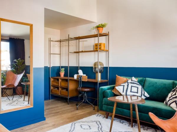 Selina Secret Garden Lisbon : photo 3 de la chambre chambre deluxe