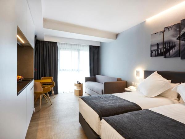 Sercotel Valencia Alameda 41 : photo 1 de la chambre chambre familiale