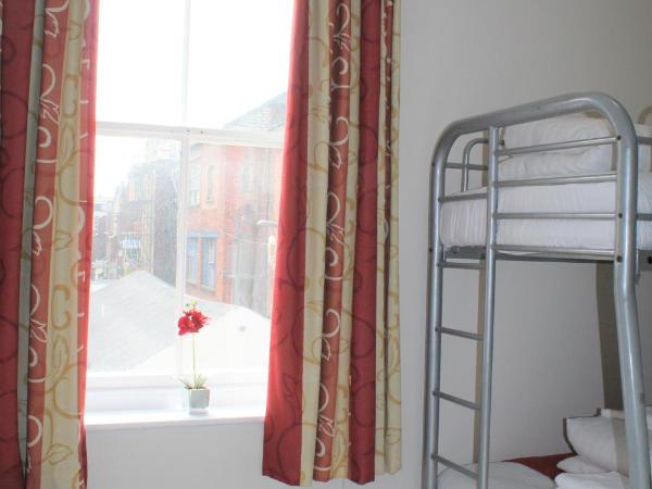 Backpackers Blackpool - Family Friendly Hotel : photo 1 de la chambre chambre double