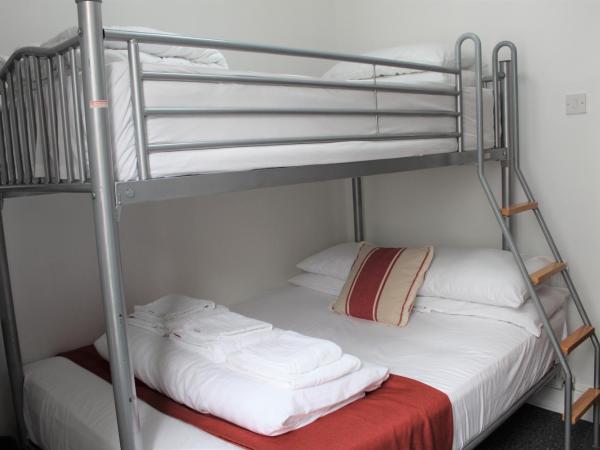 Backpackers Blackpool - Family Friendly Hotel : photo 6 de la chambre chambre familiale standard