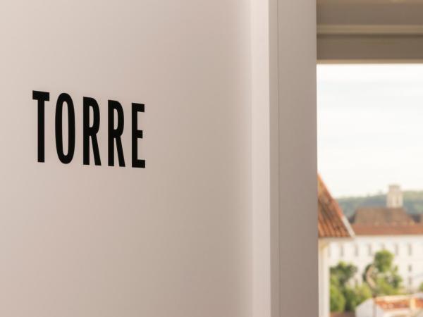 Casa dos Carvalhos : photo 5 de la chambre chambre double ou lits jumeaux deluxe - vue sur piscine