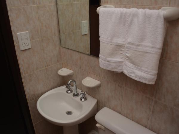 Hotel Isella : photo 1 de la chambre chambre double avec balcon