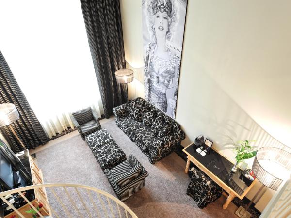 Stage47 : photo 7 de la chambre suite junior