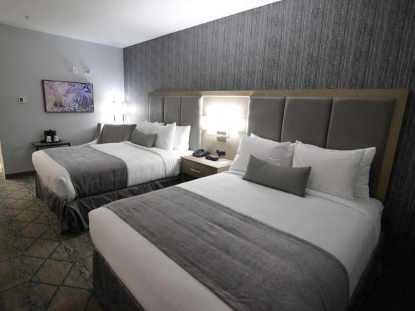 Best Western Plus Executive Residency Oklahoma City I-35 : photo 3 de la chambre chambre avec 2 lits queen-size et baignoire - accessible aux personnes à mobilité réduite