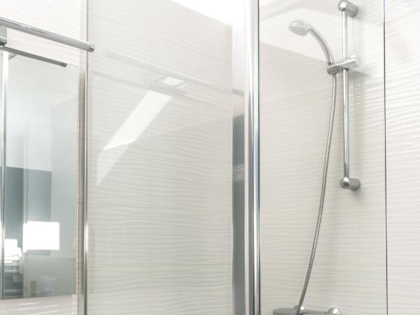 Hôtel La Côte Océane : photo 8 de la chambre chambre quadruple (2 adultes + 2 enfants)