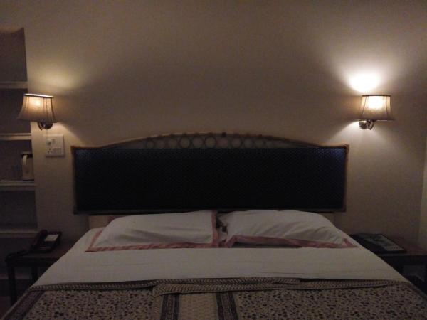 Hotel Jai Niwas : photo 1 de la chambre chambre value