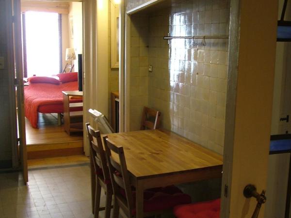 Appart-hôtel Maison de la Lune - petite Auberge d'Etterbeek : photo 4 de la chambre appartement 1 chambre avec jardin