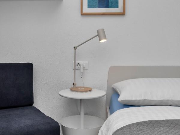 Apartments & Rooms Rica : photo 1 de la chambre studio avec balcon