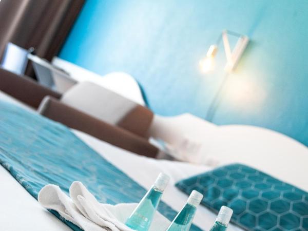 Hôtel La Côte Océane : photo 4 de la chambre chambre triple (2 adultes & 1 enfant)