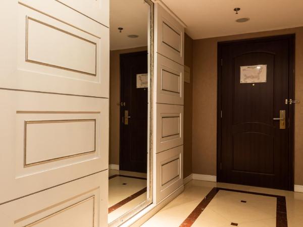 NH Shenyang Yuhong : photo 8 de la chambre suite de luxe avec vue sur lac