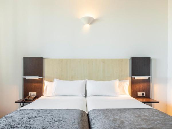 Ilunion Aqua 4 : photo 3 de la chambre chambre double ou lits jumeaux