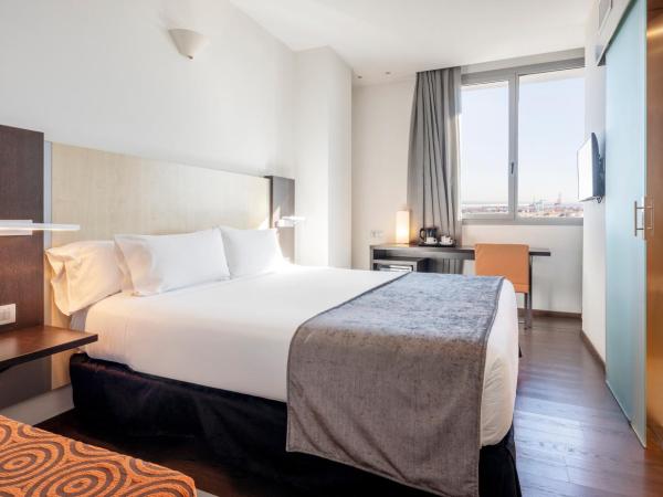 Ilunion Aqua 4 : photo 2 de la chambre suite junior