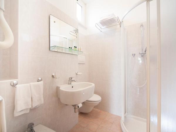 Hotel Ricchi : photo 2 de la chambre chambre triple