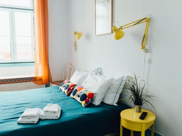 C&O Guest House Lisbon : photo 7 de la chambre chambre double avec toilettes communes
