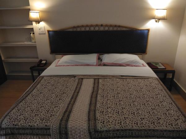 Hotel Jai Niwas : photo 10 de la chambre chambre deluxe