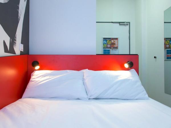 St Christopher's Inn Paris - Gare du Nord : photo 4 de la chambre chambre simple standard avec salle de bains privative