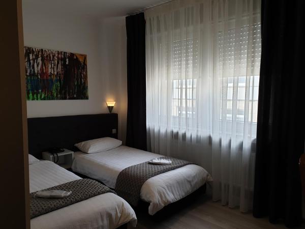 Yasha Hotel : photo 6 de la chambre chambre lits jumeaux