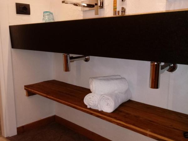 Maison Bionaz Ski & Sport : photo 9 de la chambre suite avec jacuzzi et sauna