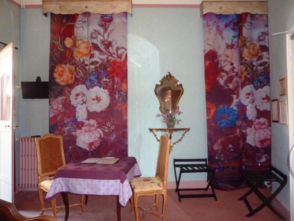Hôtel du Fiacre : photo 2 de la chambre chambre double avec balcon