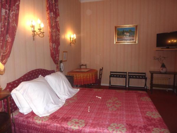 Hôtel du Fiacre : photo 2 de la chambre chambre double - 25m²