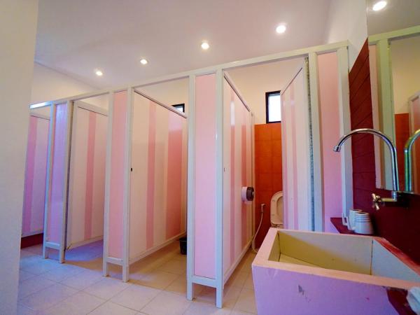 Aurora Resort Kanchanaburi : photo 6 de la chambre chambre lits jumeaux standard