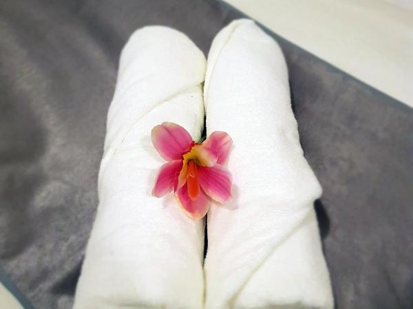 Teruntum 96 Guest house : photo 10 de la chambre chambre standard lit queen-size