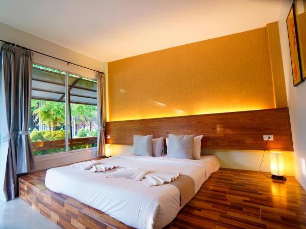Aurora Resort Kanchanaburi : photo 1 de la chambre chambre double ou lits jumeaux standard