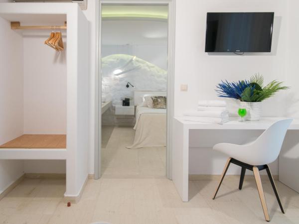 Spiros : photo 4 de la chambre grande suite 2 pièces (2-4 personnes) - sous-sol 