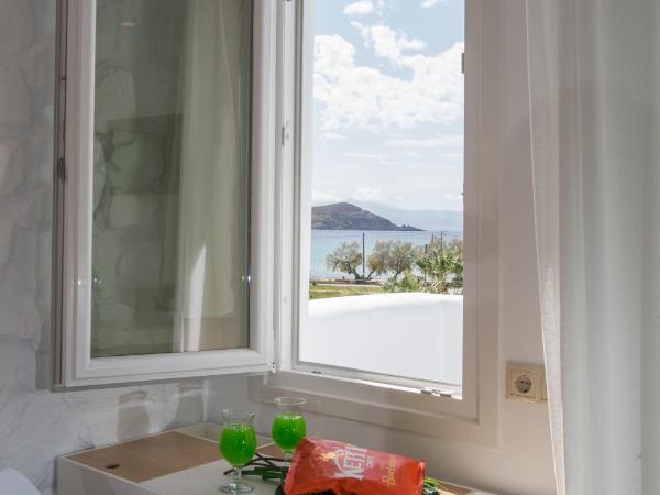 Spiros : photo 5 de la chambre chambre double supérieure - vue sur mer
