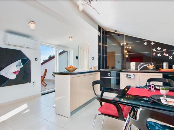 Modern Studio Apartment At Medulin Riviera : photo 4 de la chambre studio