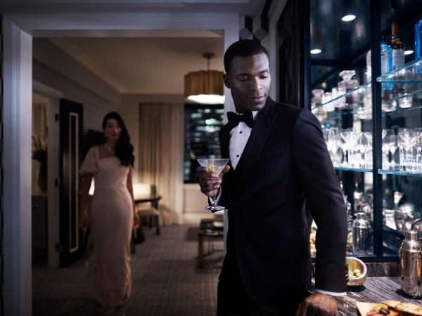 Fairmont Royal York Gold Experience : photo 5 de la chambre suite lit king-size fairmont gold