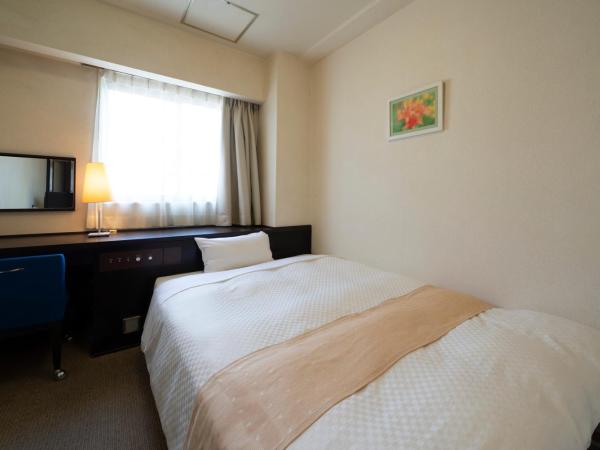 Hotel S-plus Nagoya Sakae : photo 8 de la chambre chambre double Économique - non-fumeurs