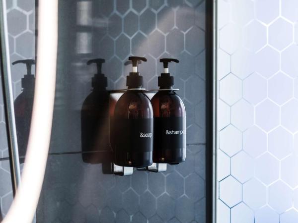 Best Western and hotel : photo 4 de la chambre petit hébergement simple Élégant