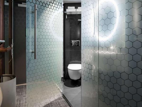 Best Western and hotel : photo 4 de la chambre petit hébergement simple Élégant - sans fenêtre