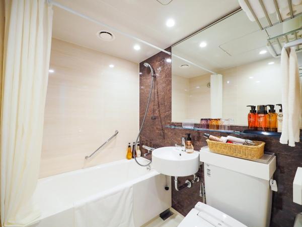Hiyori Hotel Osaka Namba Station : photo 7 de la chambre standard triple room with unit bath