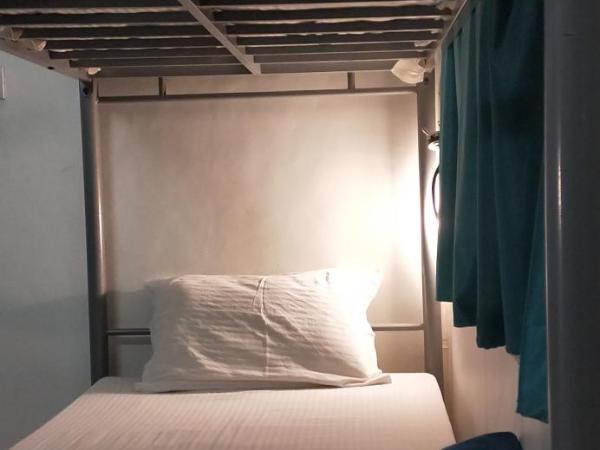 Joey's Hostel Agra : photo 2 de la chambre lit dans dortoir mixte de 4 lits